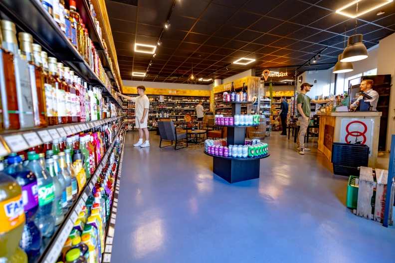 Bottled Service heldenafbeelding