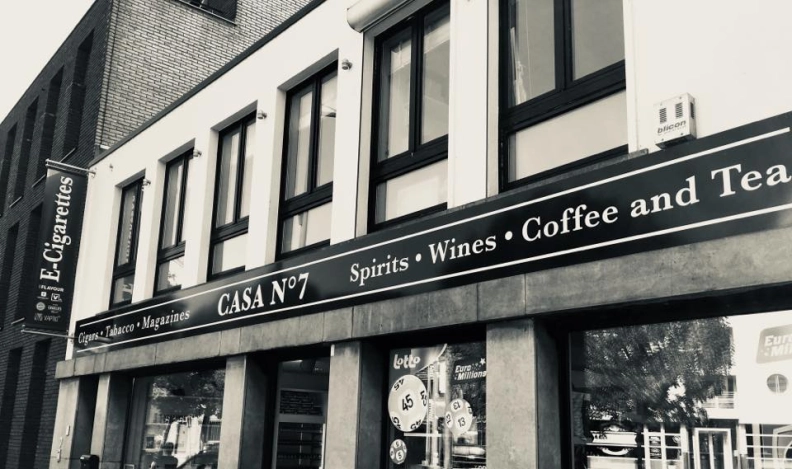 E-Rook- en Drankspeciaalzaak Casa N°7 heldenafbeelding