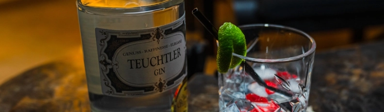 Teuchtler Gin Heldenbild