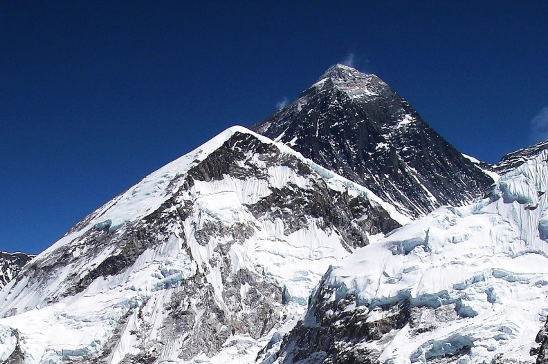 Roving Nepal Trek hero image